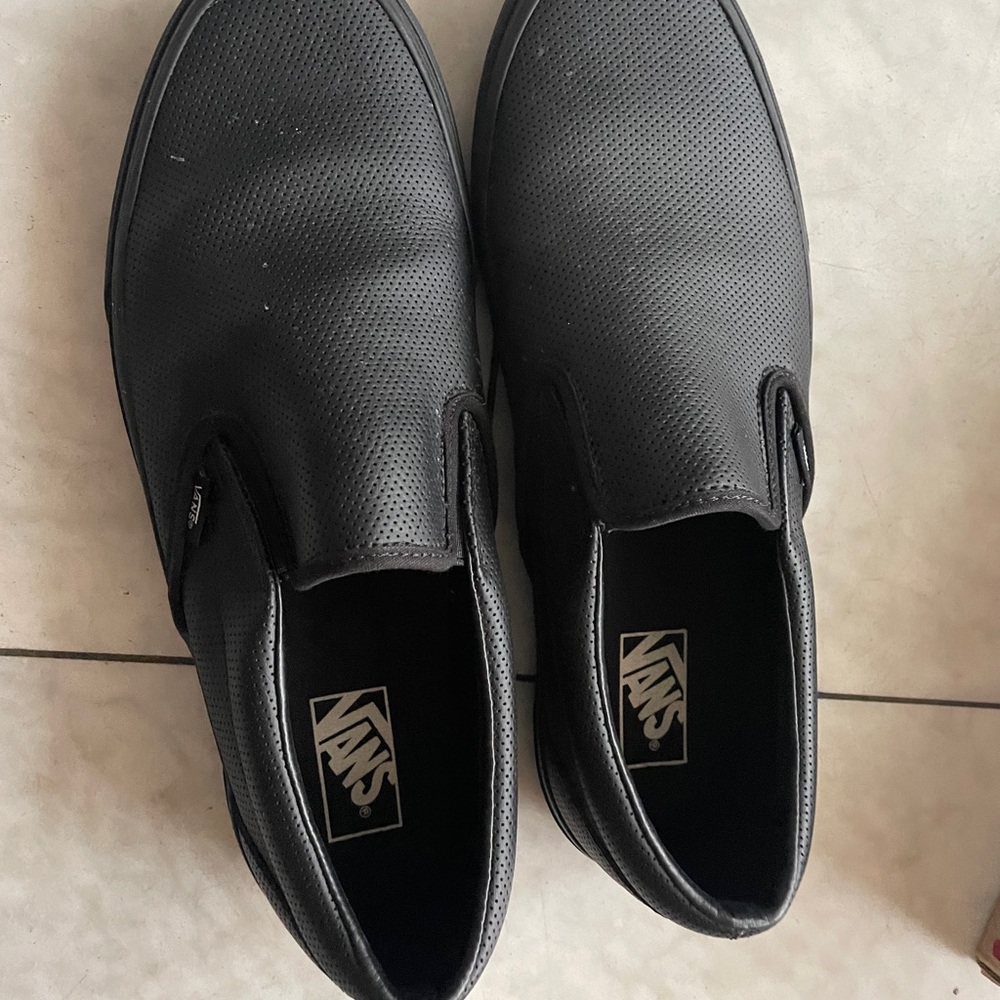 Van perf leather slip ons